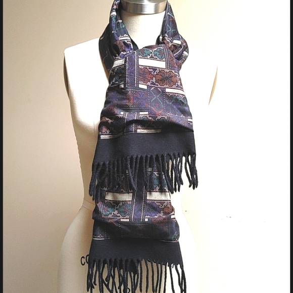 Vintage Italian Wool & Silk Winter Scarf - Picture 11 of 16